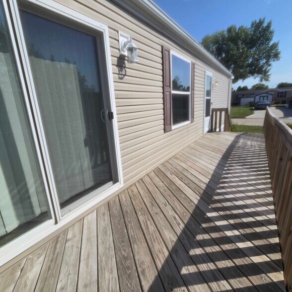 Building Photo - 318 Autumn Park Dr