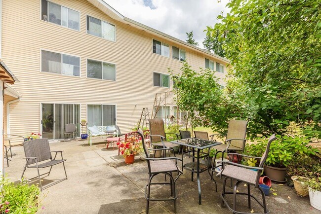 Building Photo - Westhaven Commons