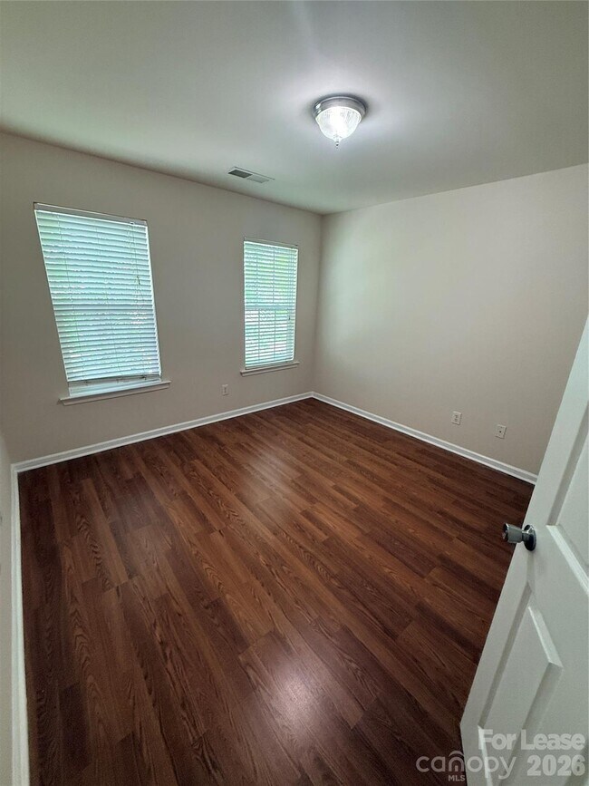 Building Photo - 11224 Cypress View Dr