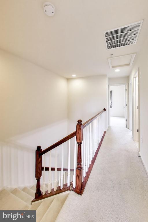 Building Photo - 13411 Deer Highlands Way