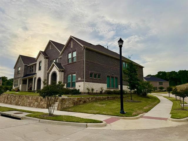 Building Photo - 1300 Ethan Dr