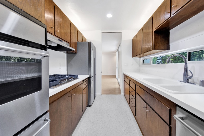 Building Photo - 1147 N Clark St