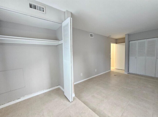 Building Photo - 7610 W Powhatan Ave