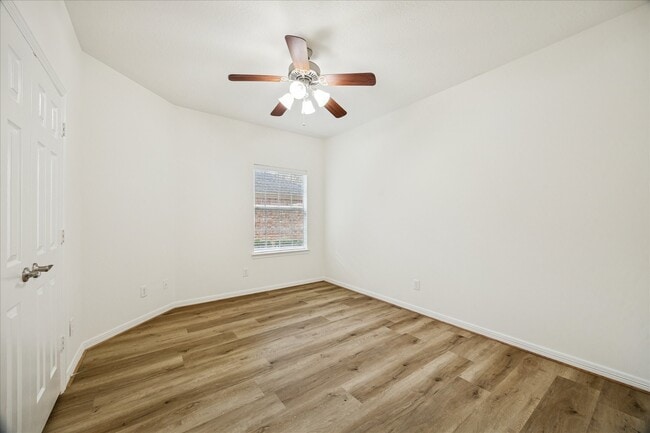 Building Photo - 1523 Orchard Park Dr