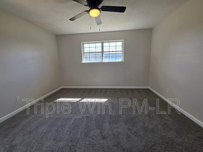 Building Photo - 1408 Johnson St