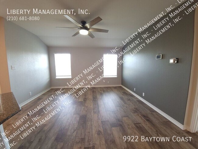 Building Photo - Charming One- Story Home On a GREENBELT LO...