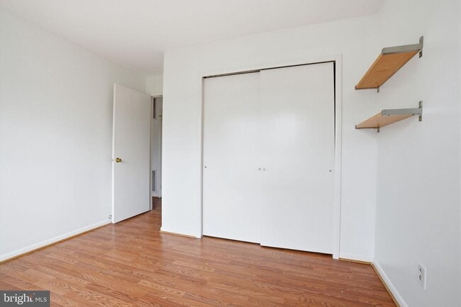 Building Photo - 119 Acadia Ct