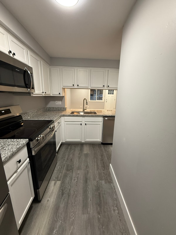 Building Photo - 3974 Lake Run Blvd