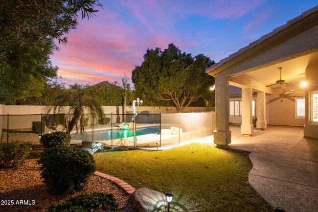 Building Photo - 6401 W Orchid Ln