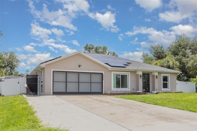 Building Photo - 2440 Colonade Ln
