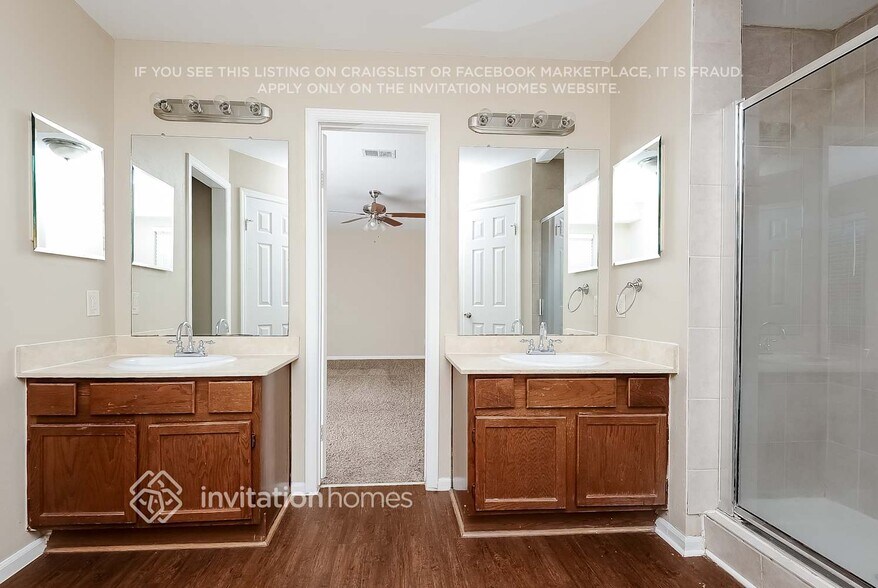 Building Photo - 2860 Ironwood Dr