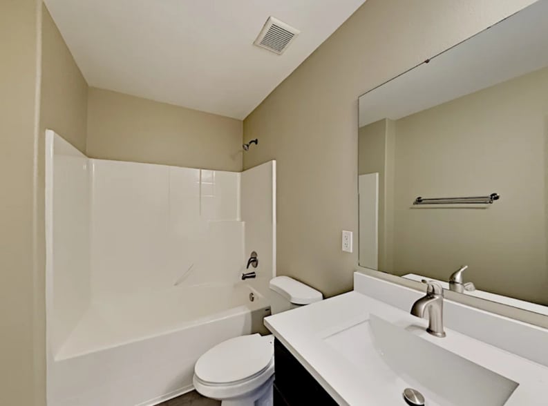 Building Photo - 7727 181st St E