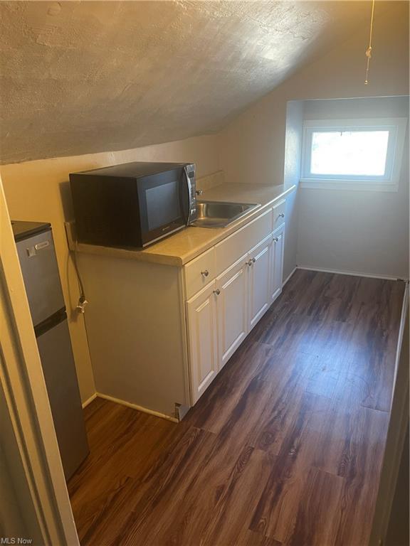 Building Photo - 3764 Mayfield Rd