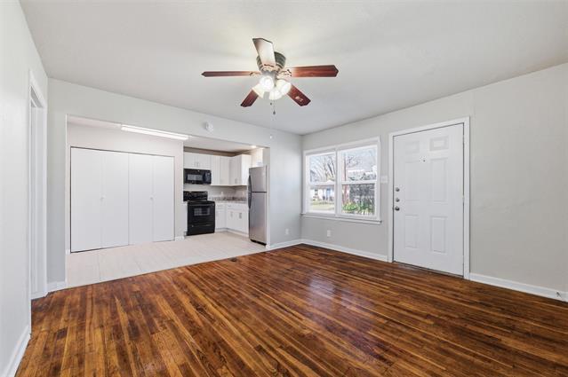 Building Photo - 110 Poplar St