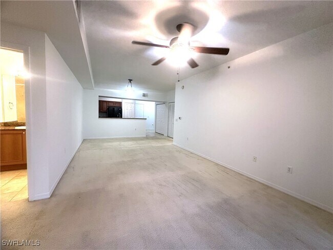 Building Photo - 20241 Estero Gardens Cir