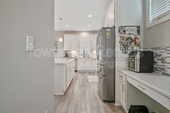 Building Photo - 1408 Friar Rock Cir