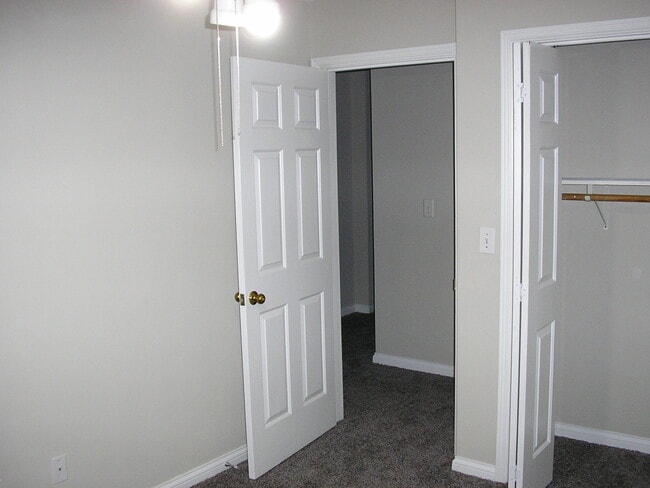 Building Photo - 1055 Winners Cir