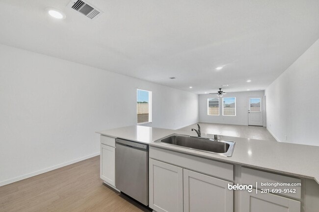 Building Photo - 10814 Red Orchid Dr