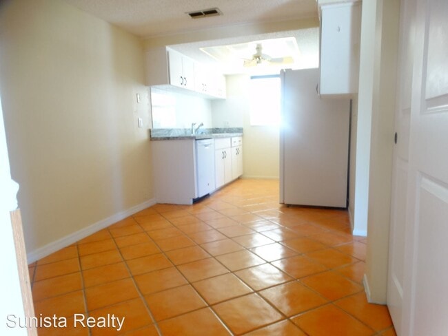 Building Photo - 3 br, 2 bath House - 7732 Salt Lane