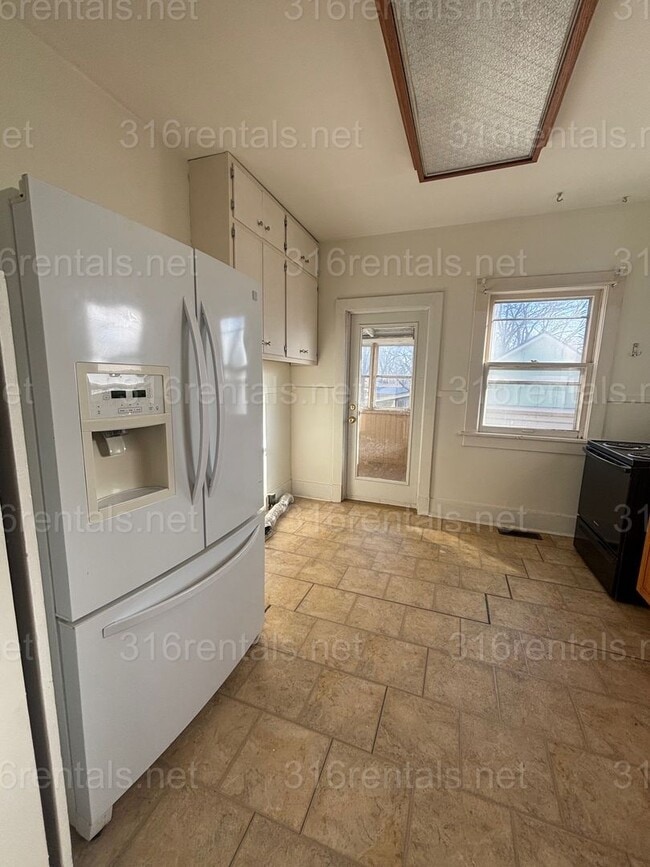 Building Photo - 510 N Taylor St