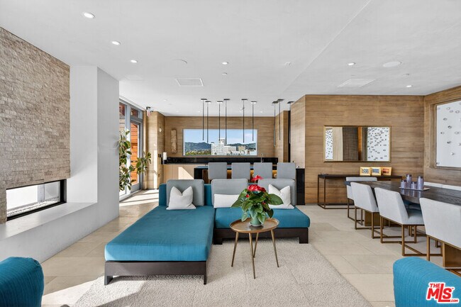 Building Photo - 1755 Ocean Ave