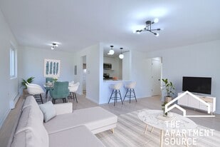 Building Photo - 830 Judson Ave