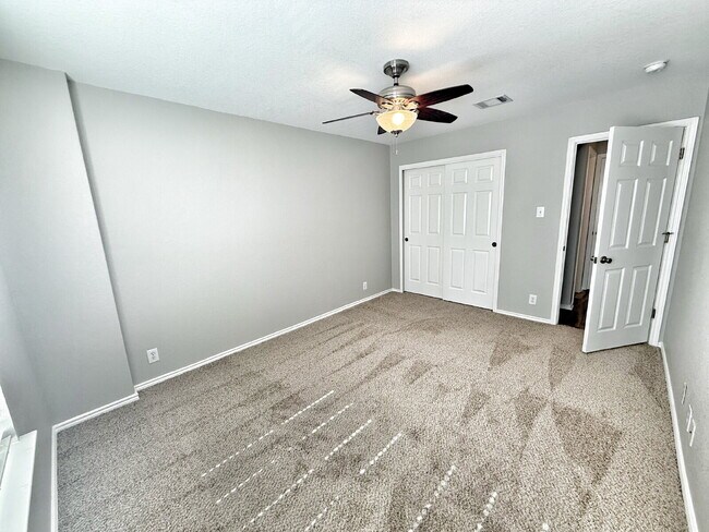 Building Photo - "Receive 2 weeks free off your first full ...