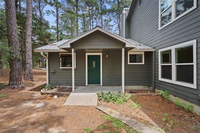 Building Photo - 1014 FM1441