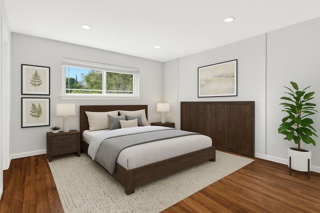 Building Photo - 899 Ebbetts Dr