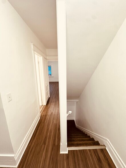 Building Photo - 96-98 Durnan St