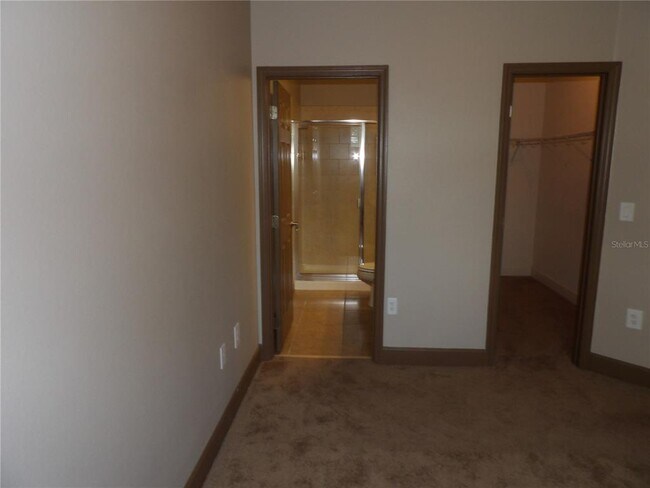 Building Photo - 8098 Moonstone Dr