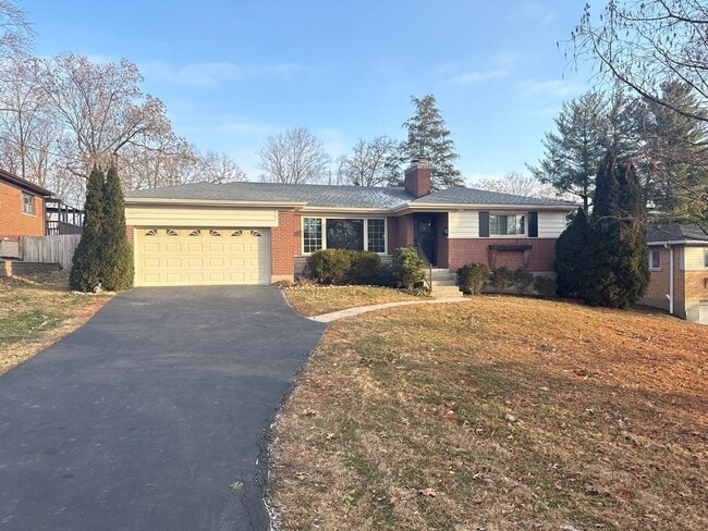 Building Photo - SFH Montgomery