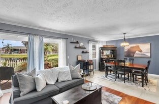 Building Photo - 13831 Orange Sunset Dr