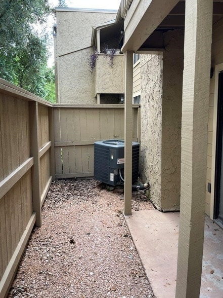 Building Photo - 3608 Ocee St