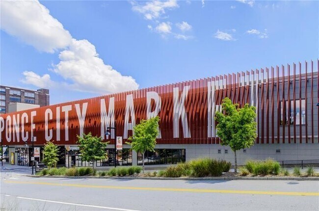 Building Photo - 791 Wylie St SE