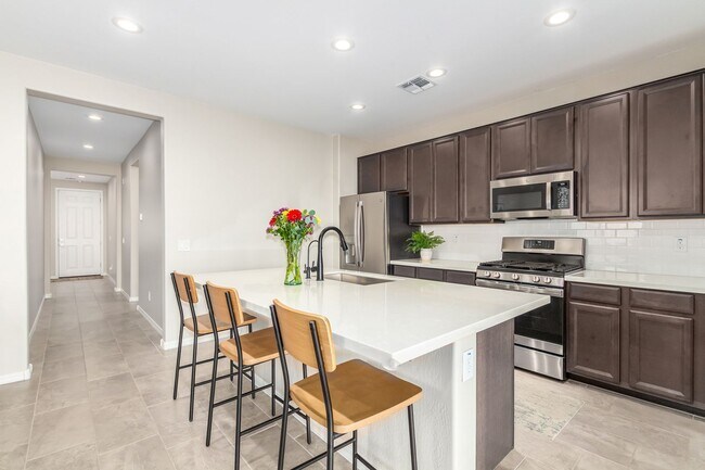 Building Photo - Single story 4 bedroom Home Harvest Community