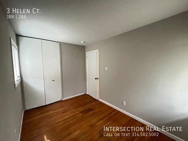 Building Photo - 3 Helen Ct