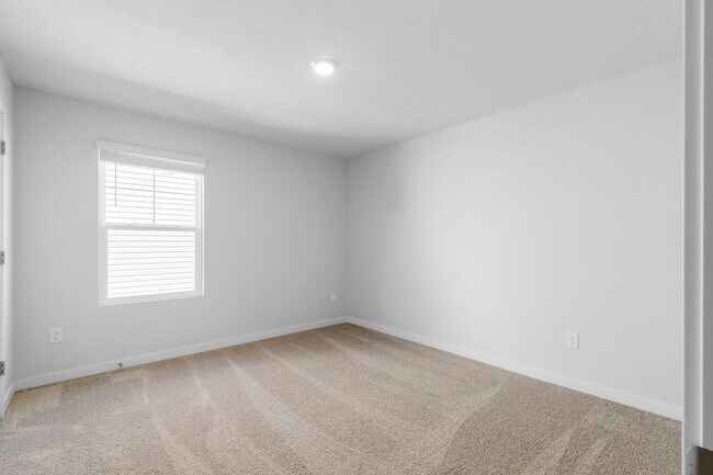 Building Photo - NEW Single Family Home in a Private Community!