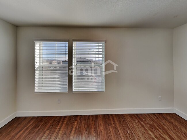 Building Photo - 4713 Tire Swing St