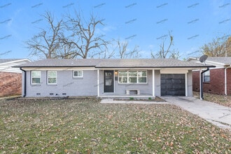 Building Photo - 7926 E 27th Ct