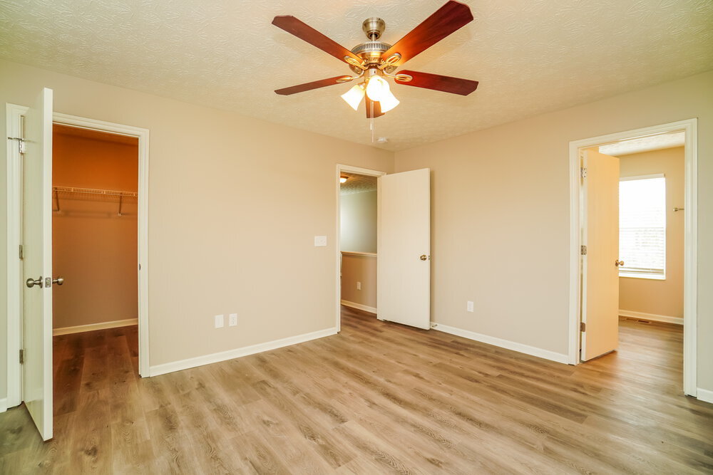 Building Photo - 3158 Kings Realm Ave