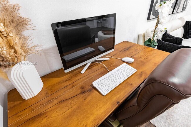 Building Photo - 1371 NE 110th Terrace