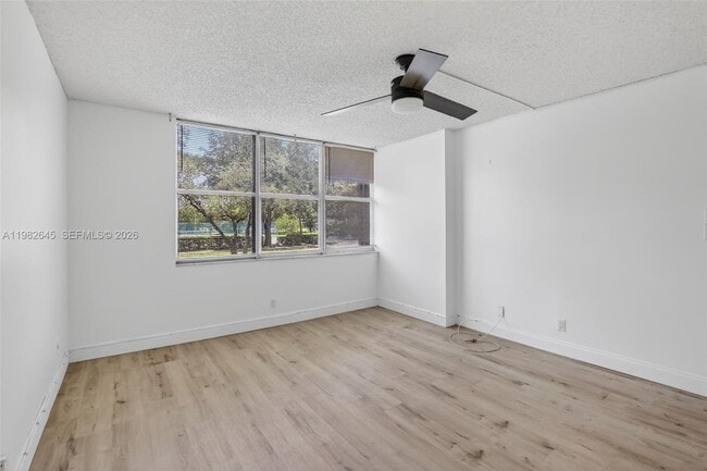 Building Photo - 3751 Environ Blvd