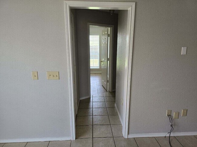 Hall to bedrooms - 1185 Greywood Dr