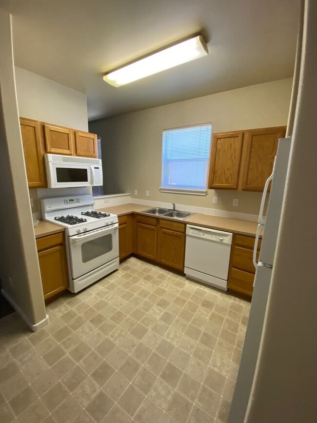 Building Photo - sal61331