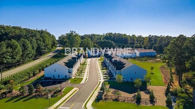 Building Photo - 114 Crestview Wy