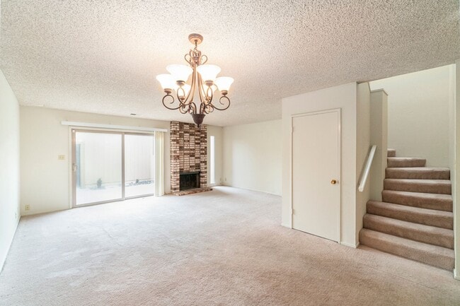 Building Photo - 3158 Phoenix Ln