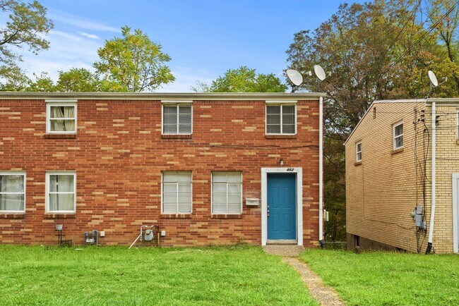 Building Photo - 462-464-464 Idlewood Rd