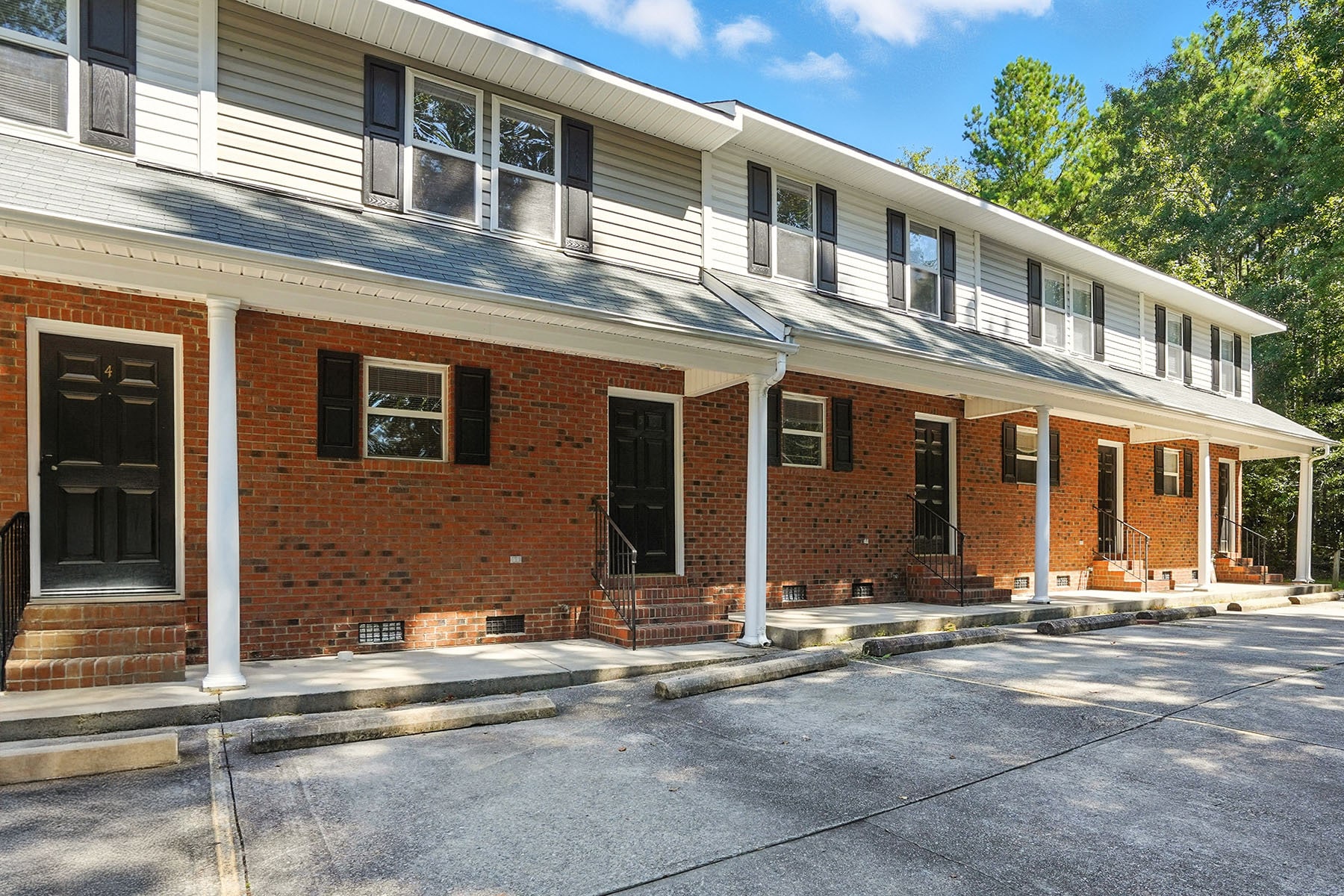 Building Photo - 281 Marshbanks St