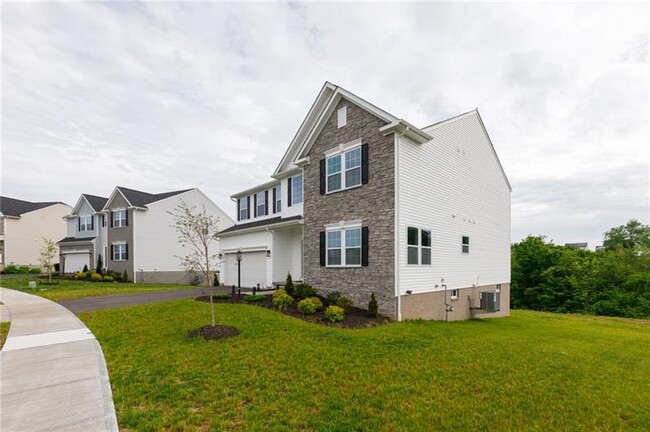 Building Photo - 109 Mesa Dr